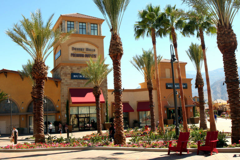 Desert Hills Premium Outlet Shopping Mall, Cabazon, California